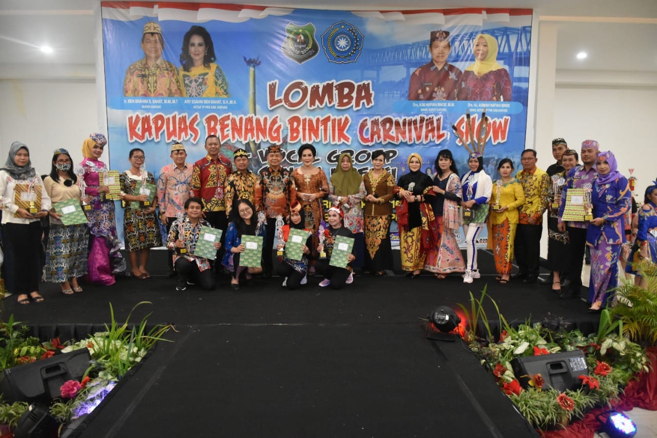 Bupati Kapuas Tutup Kegiatan Lomba Benang Bintik Ini Kalteng