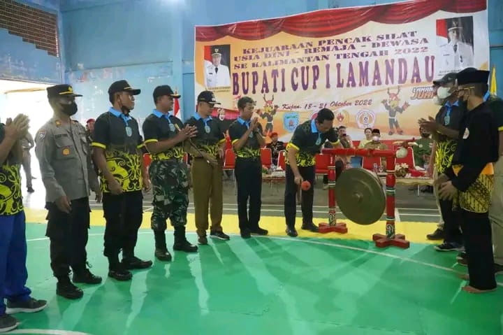 Hendra Lesmana Buka Kejuaraan Pencak Silat Bupati Cup I Ini Kalteng