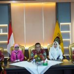 RAKOR: Asisten Bidang Ekonomi dan Pembangunan hadiri Rapat Koordinasi (Rakor) Pelaksanaan Gerakan Nasional Bangga Buatan Indonesia (Gernas BBI) 2023 yang diselenggarakan oleh Kementerian Koordinator Bidang Kemaritiman dan Investasi (Kemenko Marves) secara virtual dari Ruang Rapat Bajakah Kantor Gubernur Kalteng, Kamis (16/3/2023). (foto:ist)