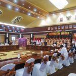 HADIRI RAKOR INFLASI : Staf Ahli (Sahli) Gubernur Kalteng Bidang Ekonomi, Keuangan dan Pembangunan, Yuas Elko ketia menghadiri Rakor Inflasi bersama Mendagri secara virtual, di Aula Jayang Tingang, Senin (10/7/2023). (foto:ard)