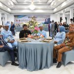 HARJAD BARITO UTARA : Wakil Gubernur Kalimantan Tengah (Kalteng), H. Edy Pratowo menghadiri Upacara Peringatan Hari Jadi (Harjad) ke-73 Kabupaten Barito Utara Tahun 2023, di lapangan upacara Tiara Batara Muara Teweh, Senin (17/7/2023). (FOTO:ist)