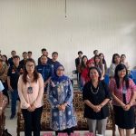 Foto bersama setelah kegiatan sosialisasi aktivasi identitas kependudukan digital di kampus FISIP Universitas Palangka Raya (Foto : Humas Universitas Palangka Raya)