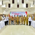 COACHING CLINIC : Badan Perencanaan Pembangunan Daerah, Penelitian dan Pengembangan (Bappedalitbang) Provinsi Kalimantan Tengah melaksanakan Coaching Clinic 1 Implementasi SSK Program PPSP Kabupaten Gunung Mas dan Barito Utara, yang dilaksanakan secara hybrid di Aula Bappedalitbang Kalteng, Senin (10/6/2024). (foto:mmc)