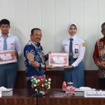 Sekretaris Daerah (Sekda) H Nuryakin mewakili Gubernur Kalteng lepas Calon Paskibraka Tingkat Pusat Utusan Provinsi Kalteng Tahun 2024, di Ruang Rapat Bajakah Kantor Gubernur Kalteng, Kamis (11/7/2024).