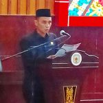 SAMPAIKAN: Anggota DPRD Murung Raya, M Nujhan dari Partai Demokrat yang menjadi Perwakilan Kelompok Reses Dapil Mura I saat menyampaikan hasil kegiatan reses, Senin (18/3/2024). (foto:ist)