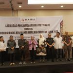 LAUNCHING : Anggota Bawaslu RI Divisi Pencegahan,Partisipasi Masyarakat dan Hubungan Masyarakat, Lolly Suhenty didampingi Ketua Bawaslu Kalteng, Satriadi beserta pihak terkait melaunching Indeks Kerawanan Pemilihan Serentak tahun 2024, di Best Western Hotel, Senin (5/8/2024). (foto:Ardi)