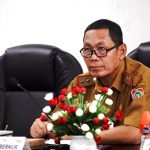 Sahli Gubernur Bidang Ekonomi, Keuangan dan Pembangunan Yuas Elko hadiri Rakor Pengendalian Inflasi secara virtual.