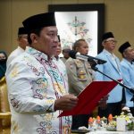 PENGUKUHAN : Wakil Gubernur Kalimantan Tengah, Edy Pratowo menghadiri secara langsung sekaligus mengukuhkan Dewan Pengurus Wilayah (DPW) Badan Komunikasi Pemuda Remaja Masjid Indonesia (BKPRMI) Provinsi Kalimantan Tengah Periode 2024-2029, di Aula Jayang Tingang. (foto: Ardi)