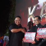 KALTENG BERMAZMUR : Pemerintah Provinsi Kalimantan Tengah menyelenggarakan acara Kalimantan Tengah (Kalteng) Bermazmur yang dipusatkan di area Bundaran Besar Palangka Raya, Senin (26/8/2024) malam. (foto:mmc)