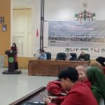 SOSIALISASI : Badan Pengawas Pemilu (Bawaslu) Kabupaten Pulang Pisau (Pulpis) mengadakan sosialisasi pengawasan pemilihan secara tatap muka, pengawasan Siber dan Media Massa pada pemilihan serentak tahun 2024 yang dilaksanakan di aula Bapperida daerah setempat, Kamis (17/10/2024). (foto:juandi)