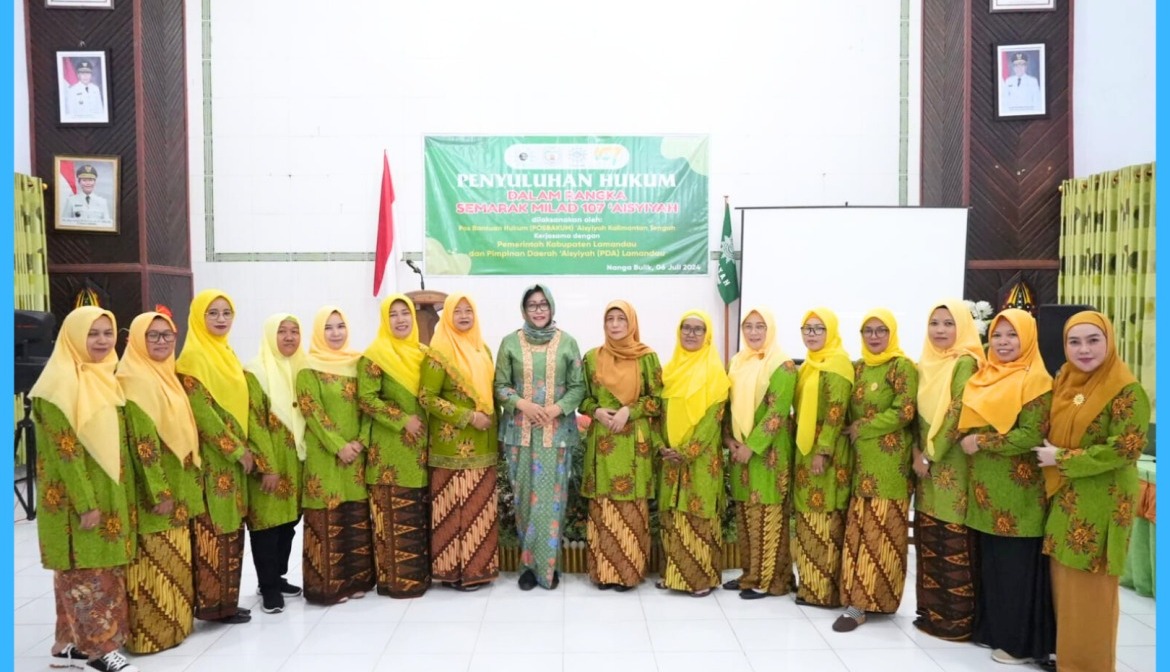 Penjabat (Pj) Bupati Lamandau, Lilis Suriani menghadiri kegiatan penyuluhan hukum yang diselenggarakan dalam rangka milad Aisyiyah ke-107, Sabtu (6/7/2024) di Aula Dinas Kesehatan Kabupaten Lamandau.