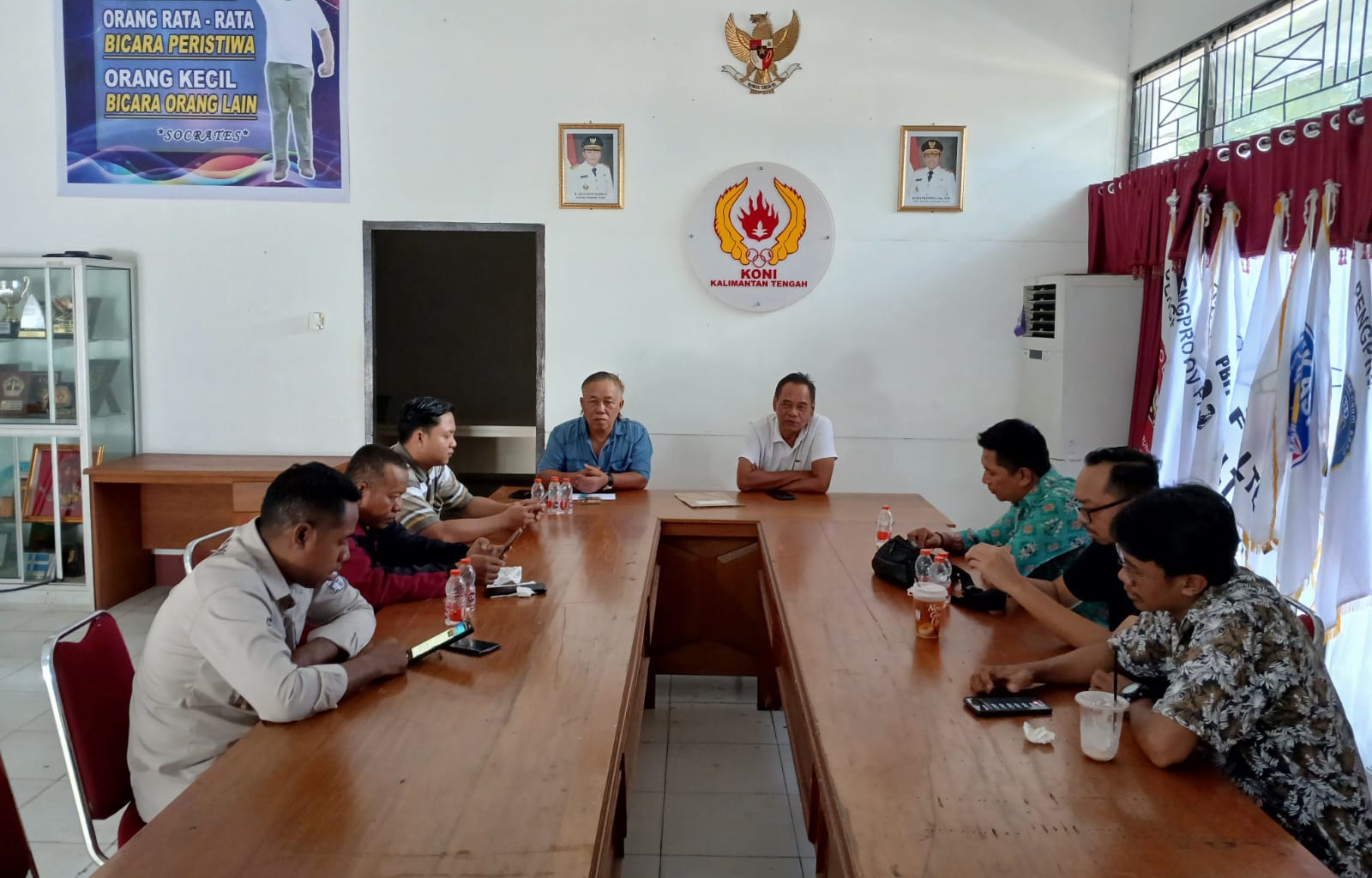 Suasana konferensi pers di Gebung KONI Kalteng (Foto : Ist)