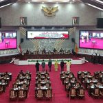 Suasana rapat paripurna masa persidangan I tahun sidang 2024 di Gedung DPRD Kalteng (Foto : Nopri)